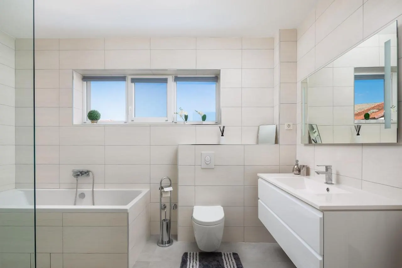 Villa Z&Z Seget Vranjica