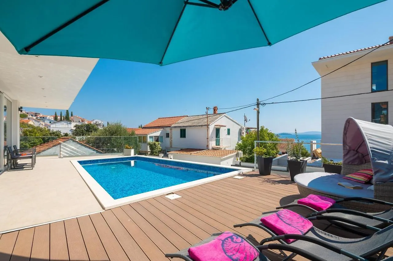 Villa Z&Z Seget Vranjica Croacia